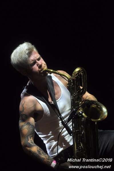 TOO MANY ZOOZ - Středa 7. 3. 2018