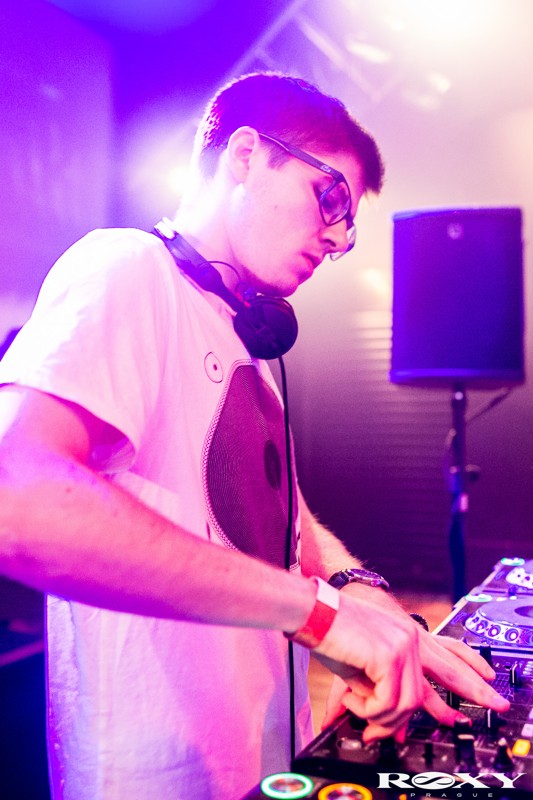 MED SCHOOL - ETHERWOOD - Pátek 20. 4. 2018