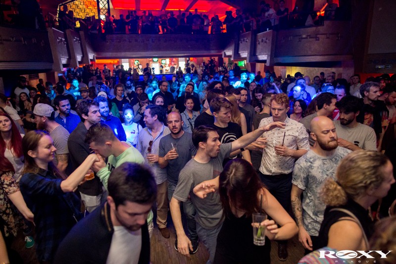 MED SCHOOL - ETHERWOOD - Pátek 20. 4. 2018