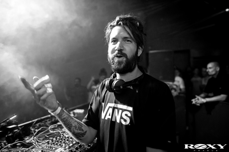 MED SCHOOL - ETHERWOOD - Pátek 20. 4. 2018