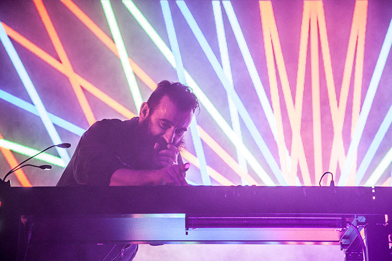 MODESELEKTOR - Středa 27. 2. 2019