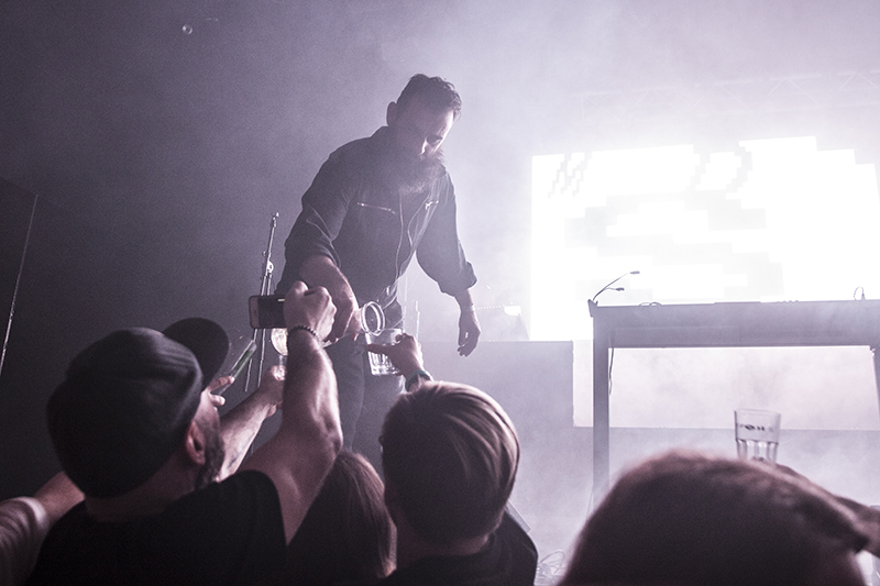 MODESELEKTOR - Středa 27. 2. 2019