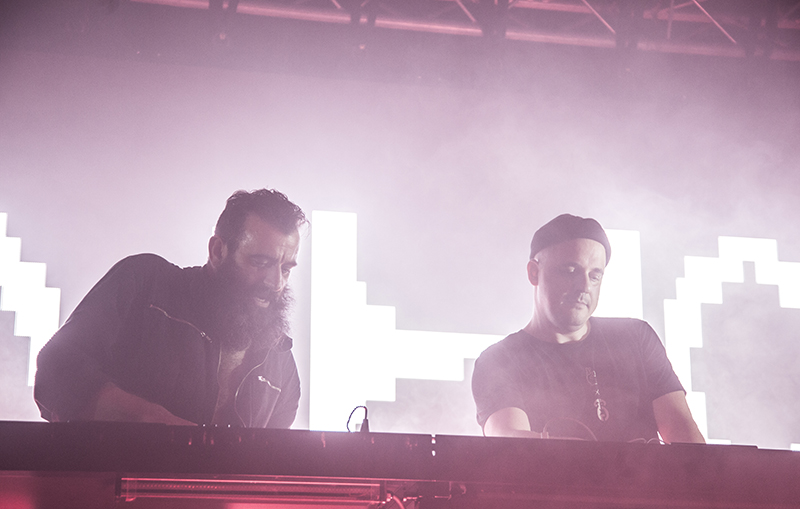 MODESELEKTOR - Středa 27. 2. 2019