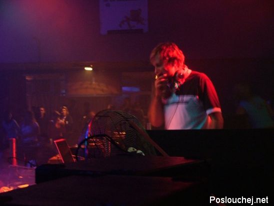 Párty in House v KC Benešov
