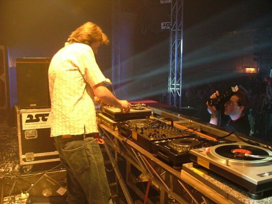 Vibrations - Praha - 14.4.06