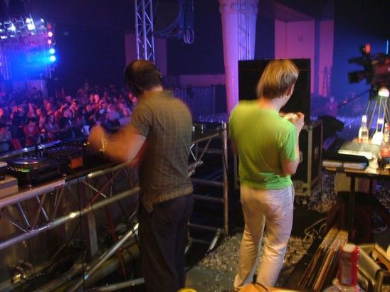 Vibrations - Praha - 14.4.06
