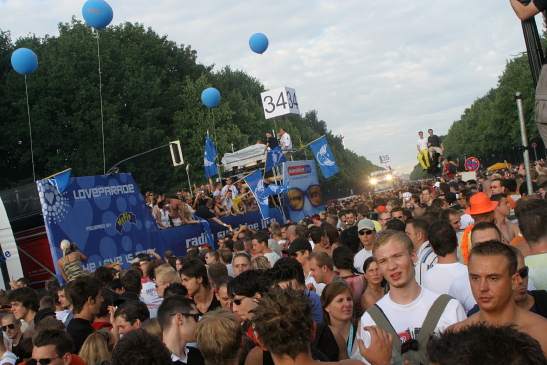 Love Parade - 15.7.06 - 2. ?ást