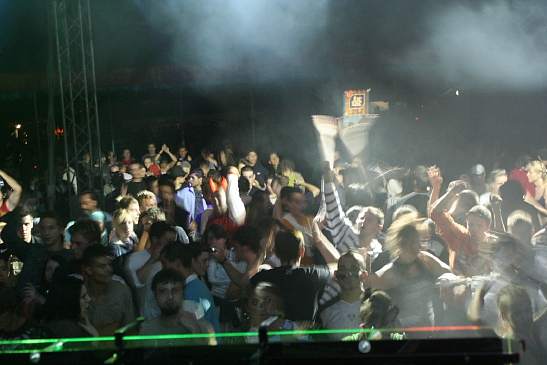BeeFree - Bratislava - 4.8. 06