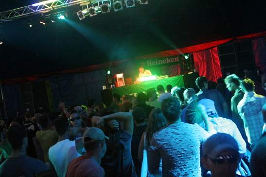 BeeFree - Bratislava - 4.8. 06