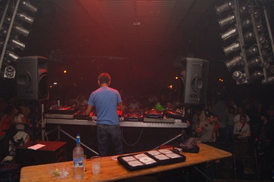 Love Planet - pátek 11.8. 06