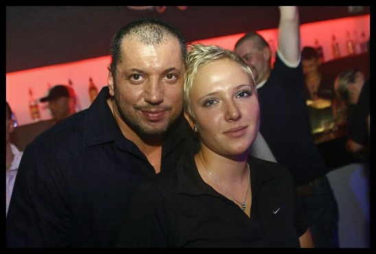 Mecca Gratis - 30.8. 06