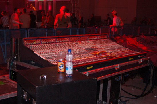 Electronic Beats - Veletržní palác - 28.10. 06
