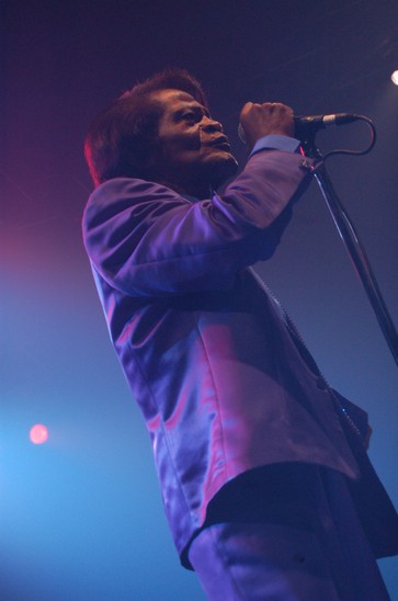 James Brown - T-Mobile Aréna - 4.11. 06