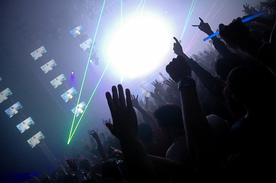 Transmission - 25.11. - 4. cast