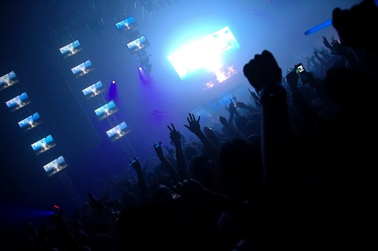 Transmission - 25.11. - 4. cast