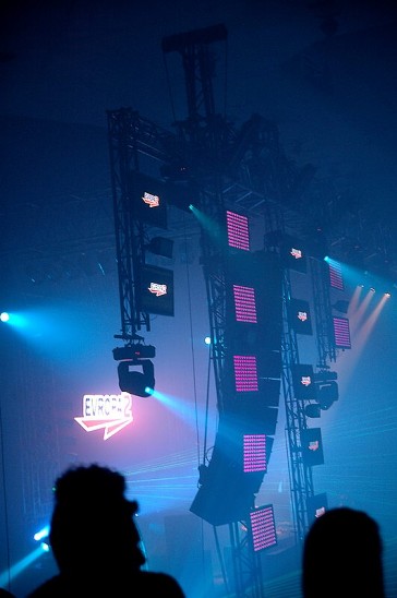 Transmission - 25.11. - 4. cast