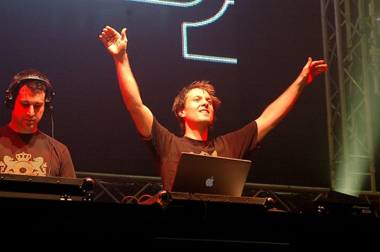 Transmission - 25.11. - 4. cast