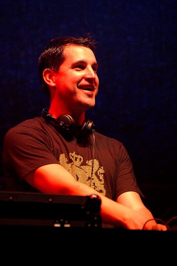 Transmission - 25.11. - 4. cast