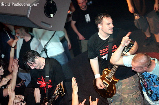 Dog Eat Dog v Lucerna Baru - 27.11. 06