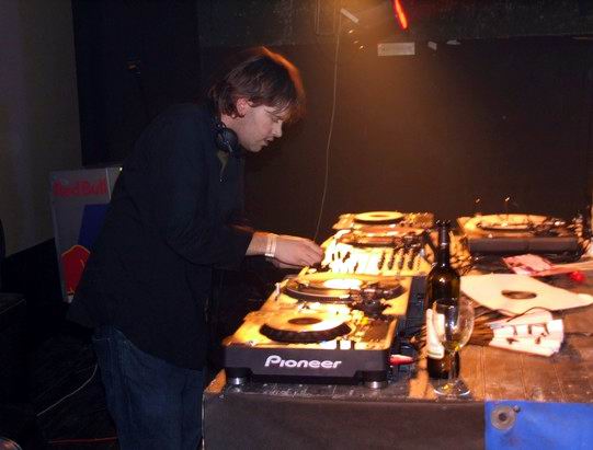 break 4 beats - fleda - 15.12. 06