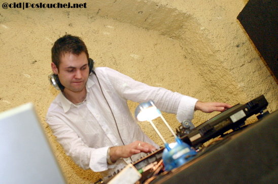 touster - 25.1. 07