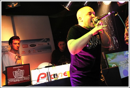 DANCE MUSIC AWARDS 2006 FINAL PARTY  - Pátek 6. 4. 2007