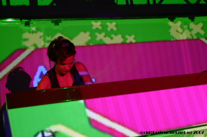 ELECTRONIC BEATS TOWER SPECIAL - Pátek 20. 4. 2007
