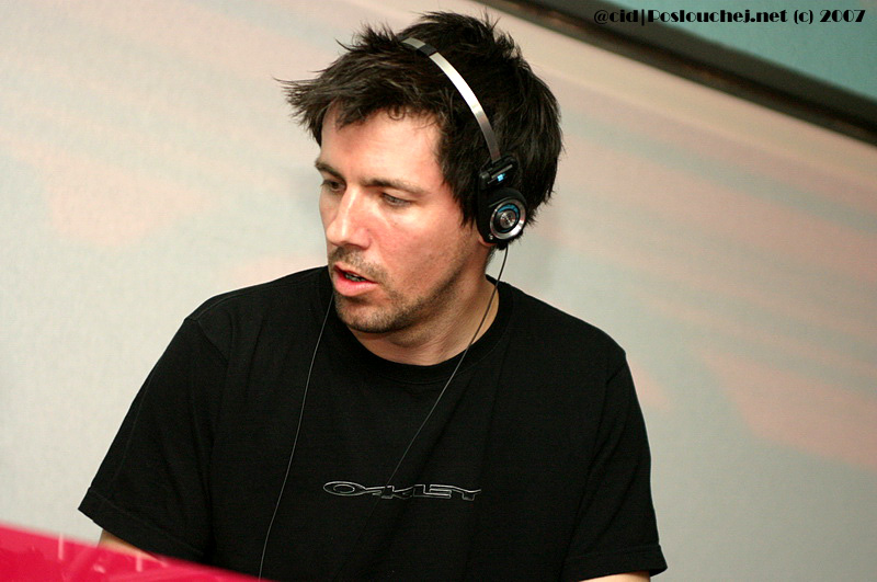 ELECTRONIC BEATS TOWER SPECIAL - Pátek 20. 4. 2007