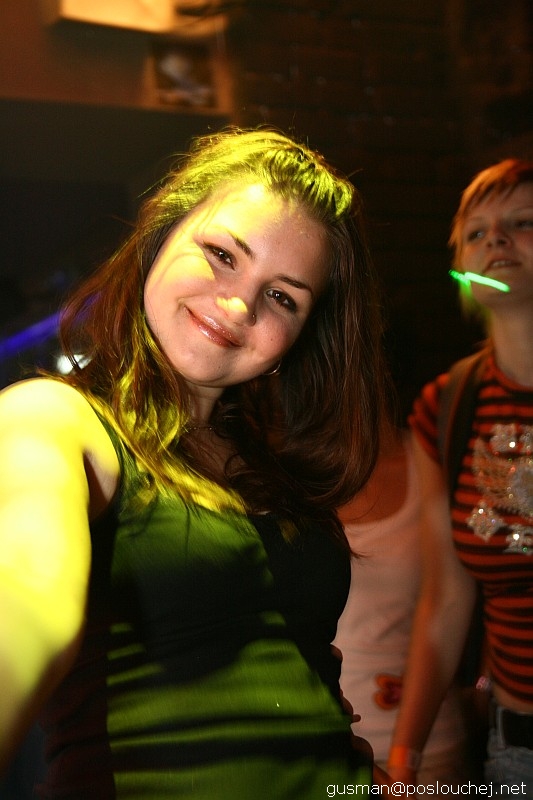 POSLOUCHEJ.NET B-DAY PARTY - Pátek 20. 4. 2007
