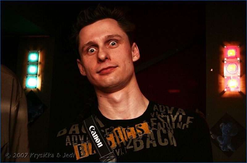 POSLOUCHEJ.NET B-DAY PARTY - Pátek 20. 4. 2007