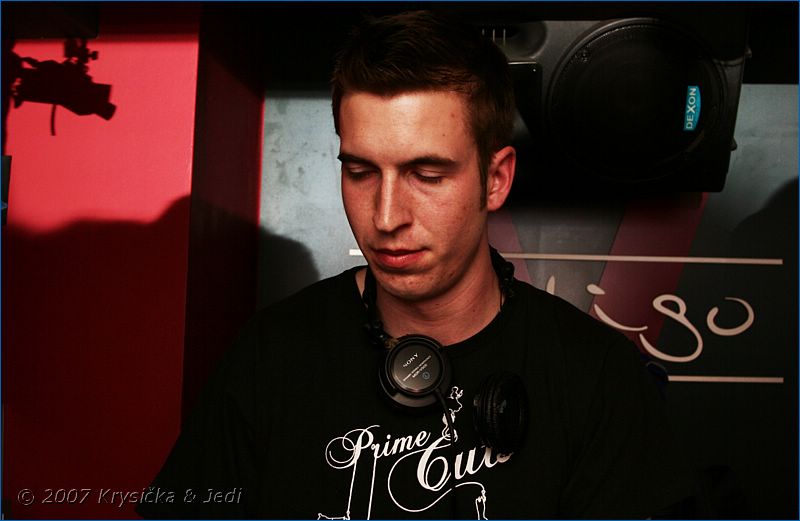 POSLOUCHEJ.NET B-DAY PARTY - Pátek 20. 4. 2007