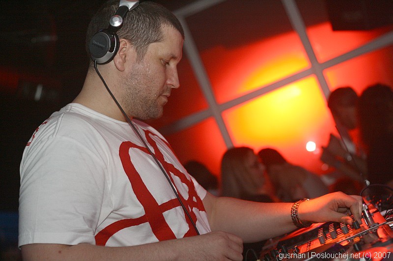 HORSE MEAT DISCO - Sobota 5. 5. 2007