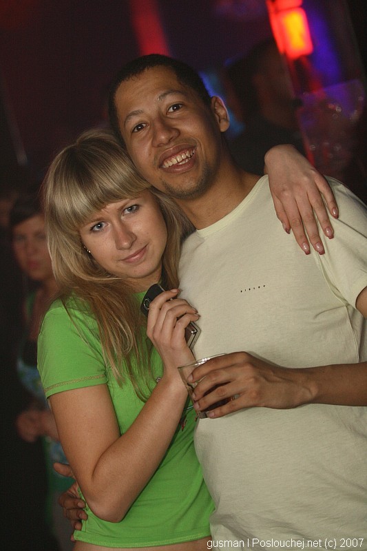 VIBE - 1. NAROZENINY  - Pátek 4. 5. 2007