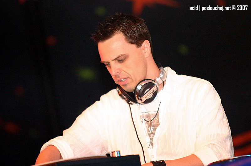 A STATE OF TRANCE 300 - Čtvrtek 17. 5. 2007