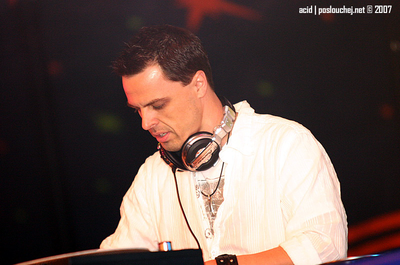 A STATE OF TRANCE 300 - Čtvrtek 17. 5. 2007