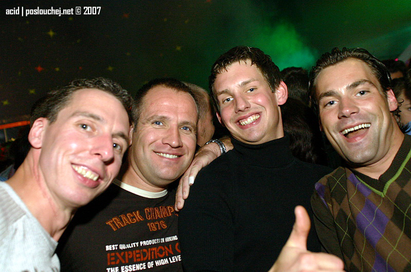 A STATE OF TRANCE 300 - Čtvrtek 17. 5. 2007