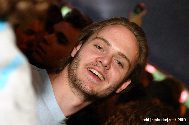 A STATE OF TRANCE 300 - Čtvrtek 17. 5. 2007