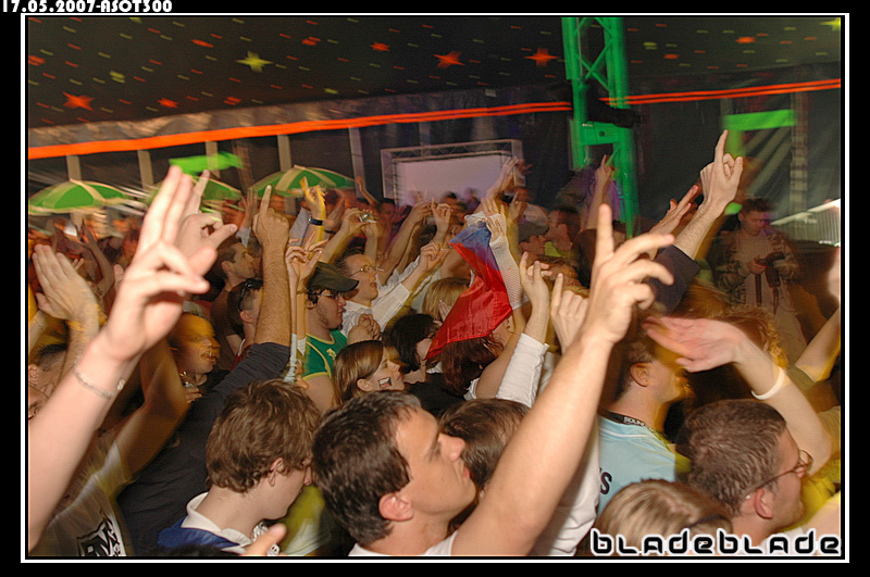 A STATE OF TRANCE 300 - Čtvrtek 17. 5. 2007