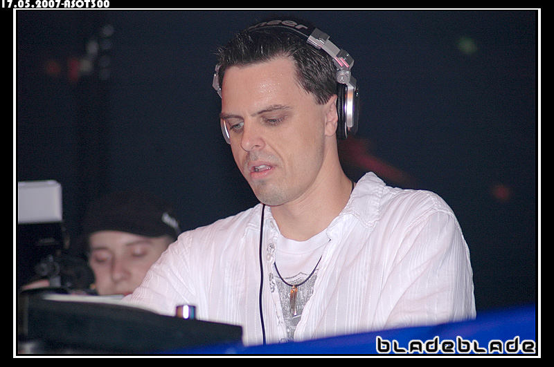 A STATE OF TRANCE 300 - Čtvrtek 17. 5. 2007