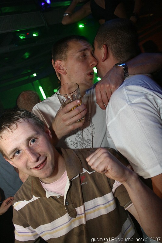 FASHION NIGHT - Čtvrtek 17. 5. 2007