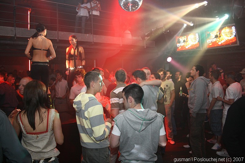 FASHION NIGHT - Čtvrtek 17. 5. 2007