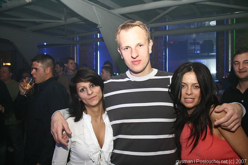 FASHION NIGHT - Čtvrtek 17. 5. 2007