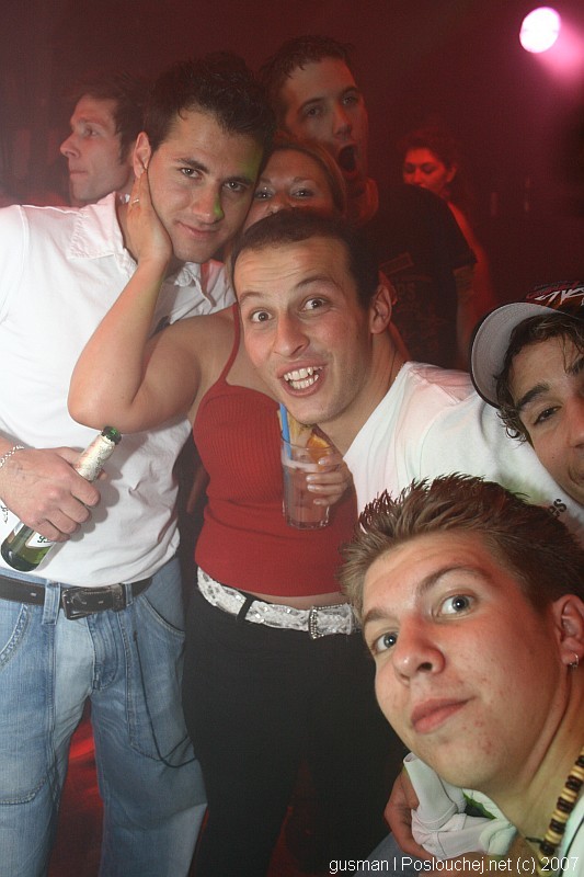 FASHION NIGHT - Čtvrtek 17. 5. 2007