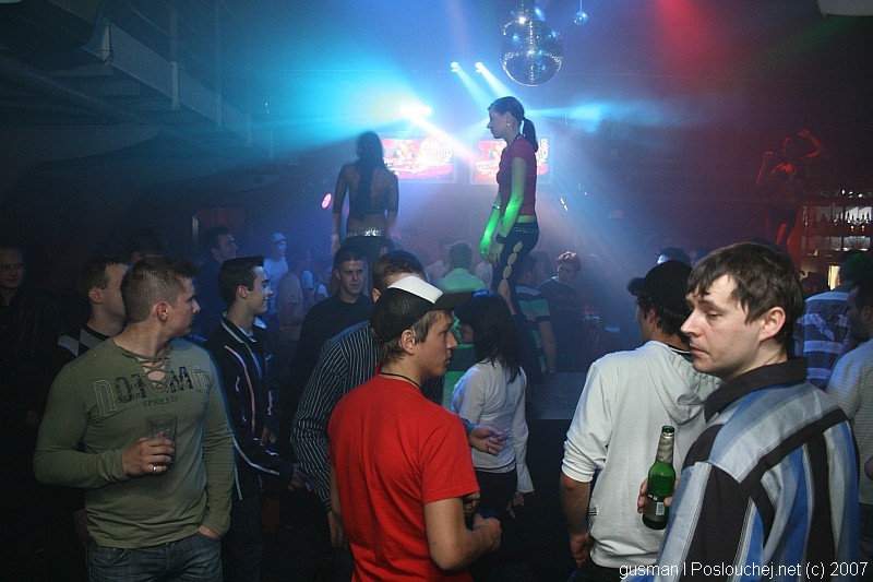 FASHION NIGHT - Čtvrtek 17. 5. 2007