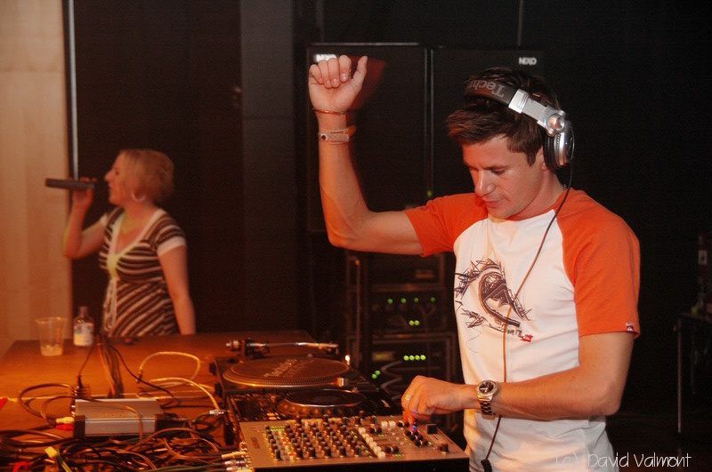 CYBERNIGHT - Pátek 18. 5. 2007