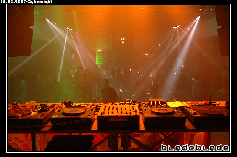 CYBERNIGHT - Pátek 18. 5. 2007