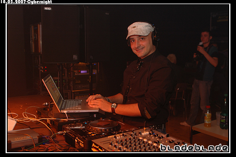 CYBERNIGHT - Pátek 18. 5. 2007