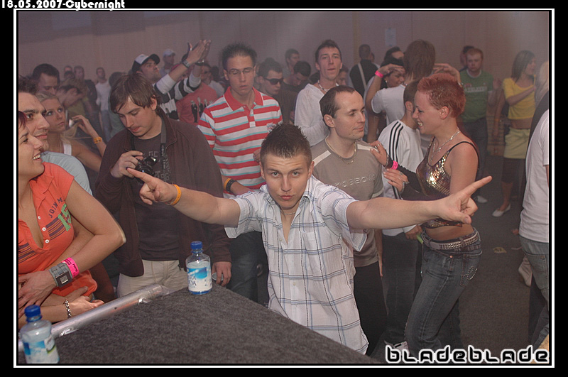 CYBERNIGHT - Pátek 18. 5. 2007