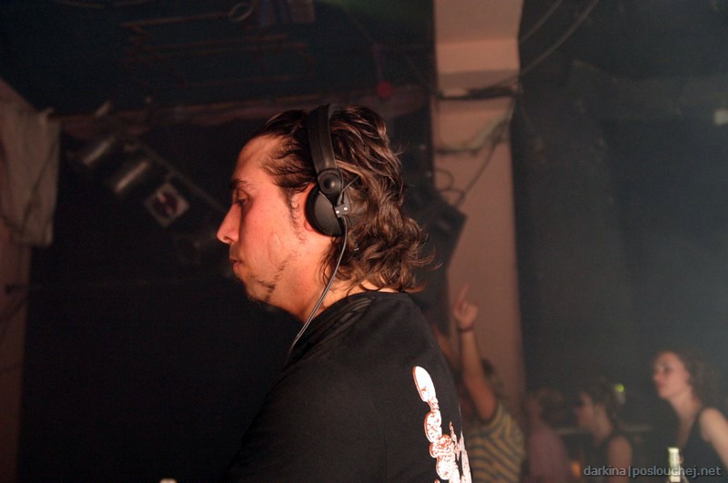 ULTIMA - Pátek 25. 5. 2007