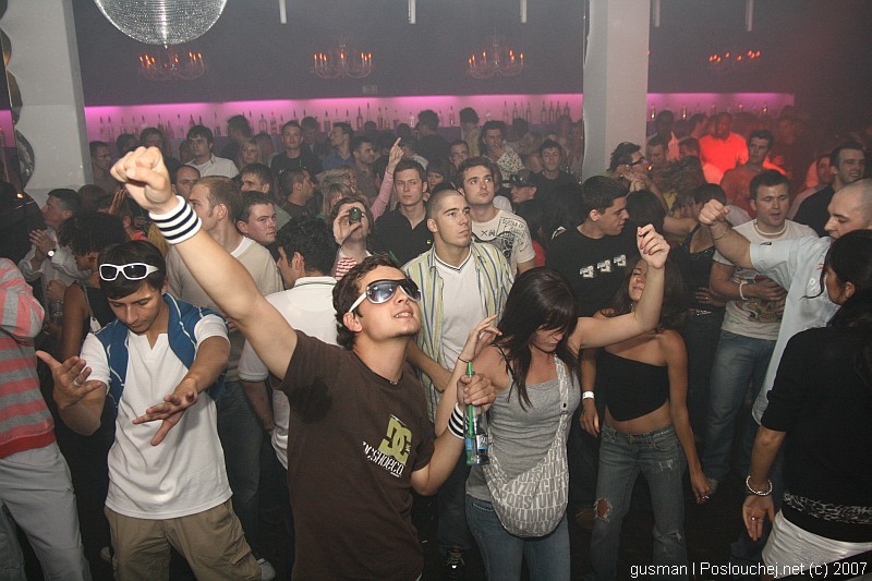 WARM UP SENSATION WHITE  - Pátek 1. 6. 2007